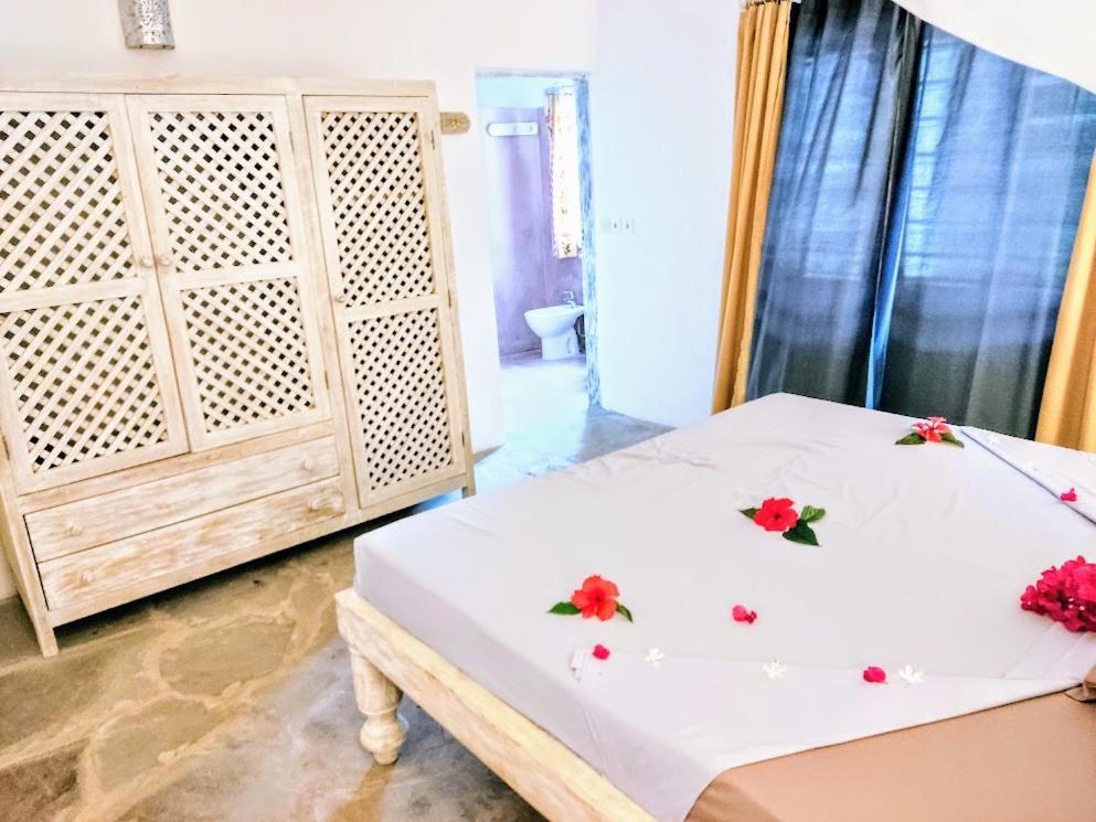 Kimya House, Watamu B&B 외부 사진
